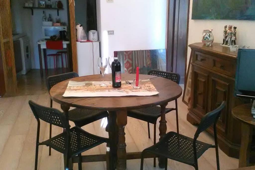 Pini Appartement Florence Buitenkant foto